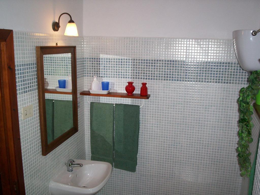Podere Il Caggio Rooms ซานจีมิญญาโน ห้อง รูปภาพ